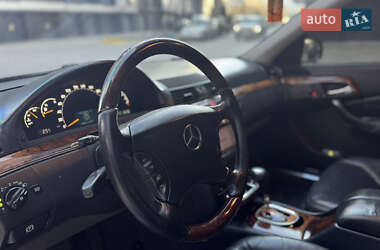 Седан Mercedes-Benz S-Class 2005 в 