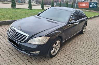 Седан Mercedes-Benz S-Class 2006 в 