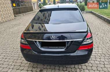 Седан Mercedes-Benz S-Class 2006 в 