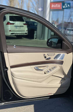 Седан Mercedes-Benz S-Class 2019 в 