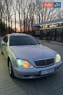 Седан Mercedes-Benz S-Class 1999 в Умані