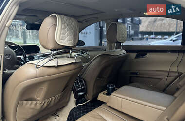 Седан Mercedes-Benz S-Class 2006 в 