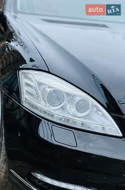 Седан Mercedes-Benz S-Class 2009 в 