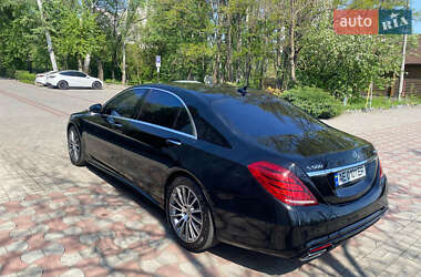 Седан Mercedes-Benz S-Class 2015 в 