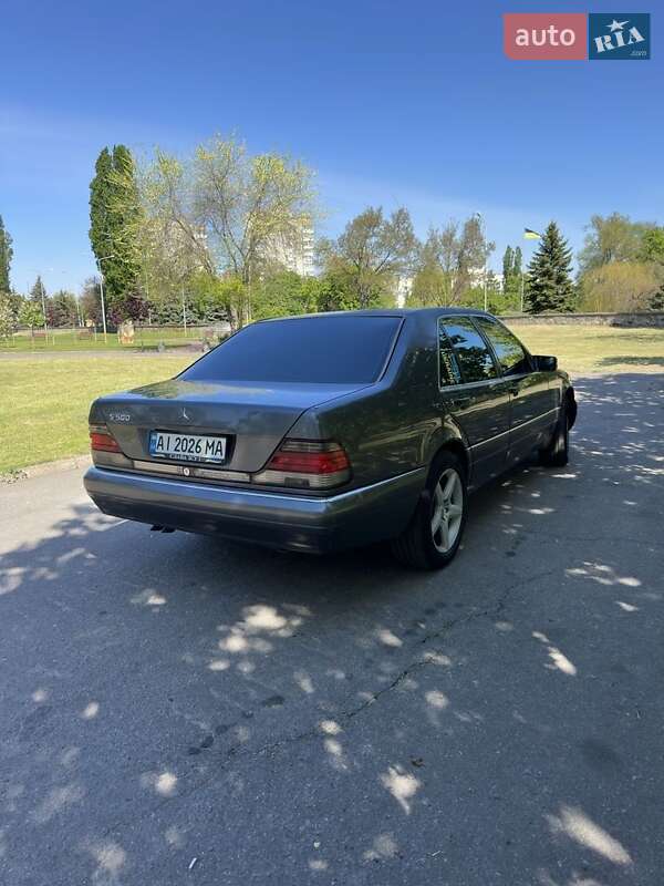 Седан Mercedes-Benz S-Class 1994 в 