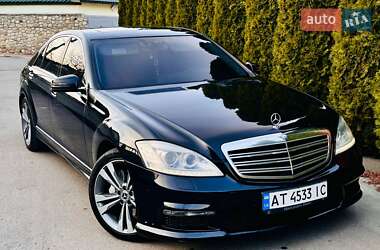 Седан Mercedes-Benz S-Class 2006 в 