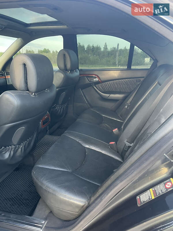 Седан Mercedes-Benz S-Class 2003 в Львове