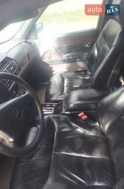 Седан Mercedes-Benz S-Class 1992 в 