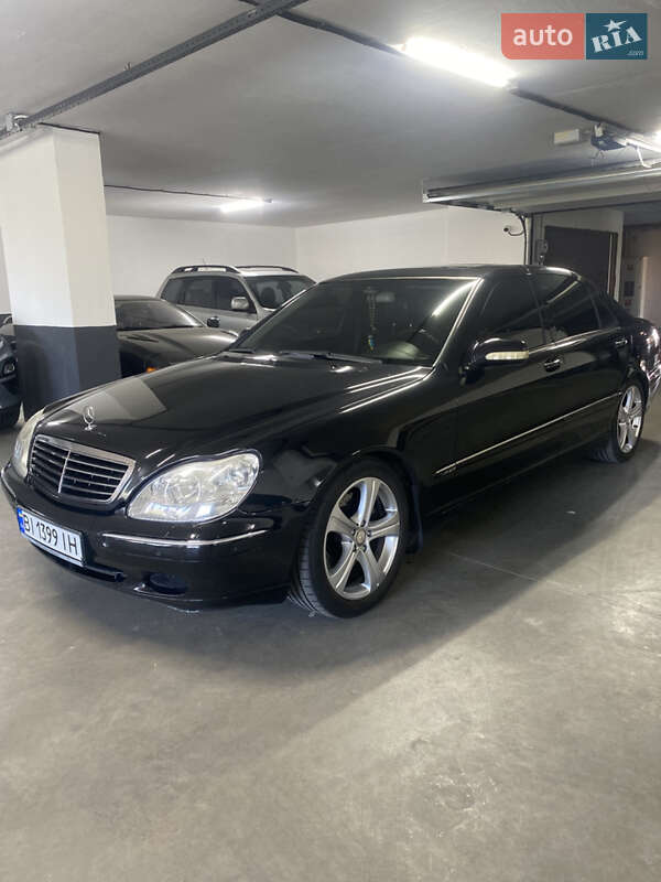 Mercedes-Benz S-Class 2000