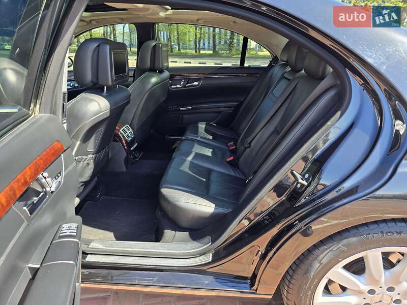 Седан Mercedes-Benz S-Class 2006 в Одесі