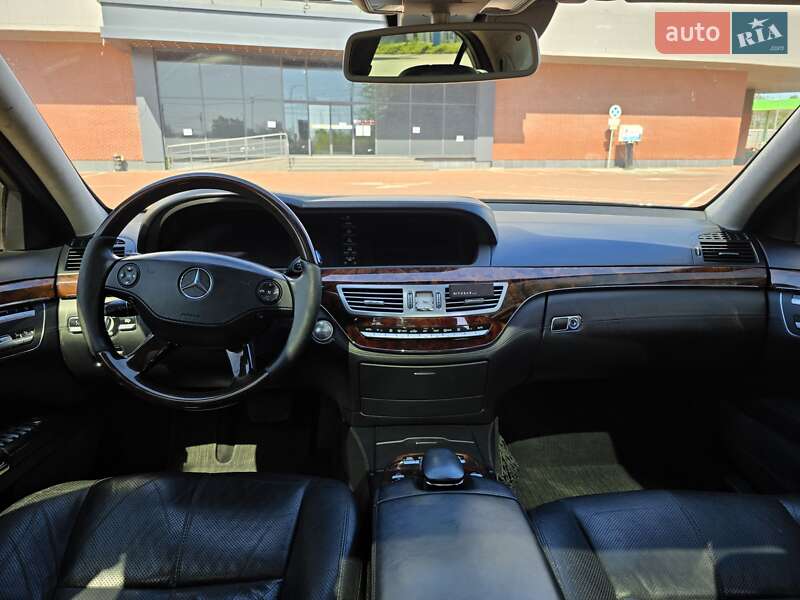 Седан Mercedes-Benz S-Class 2006 в Одесі