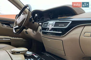 Седан Mercedes-Benz S-Class 2012 в 