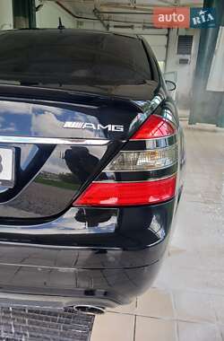 Седан Mercedes-Benz S-Class 2005 в 