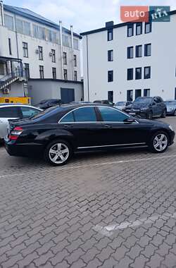 Седан Mercedes-Benz S-Class 2005 в 