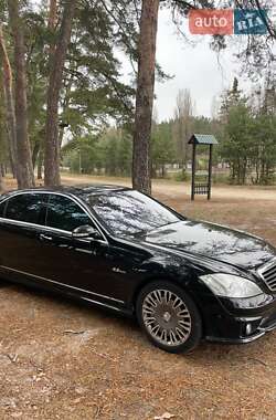 Седан Mercedes-Benz S-Class 2009 в 