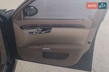 Седан Mercedes-Benz S-Class 2008 в 