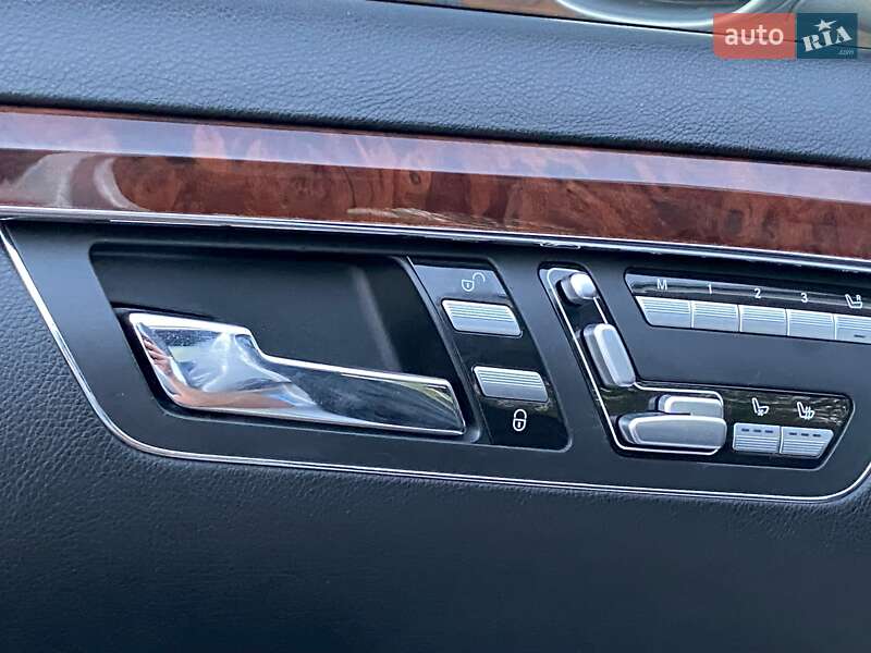 Седан Mercedes-Benz S-Class 2008 в Днепре