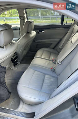 Седан Mercedes-Benz S-Class 2012 в 