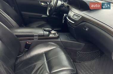 Седан Mercedes-Benz S-Class 2006 в 