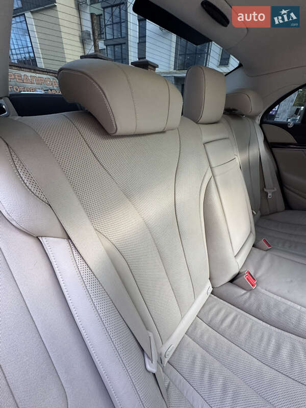 Седан Mercedes-Benz S-Class 2015 в Львове