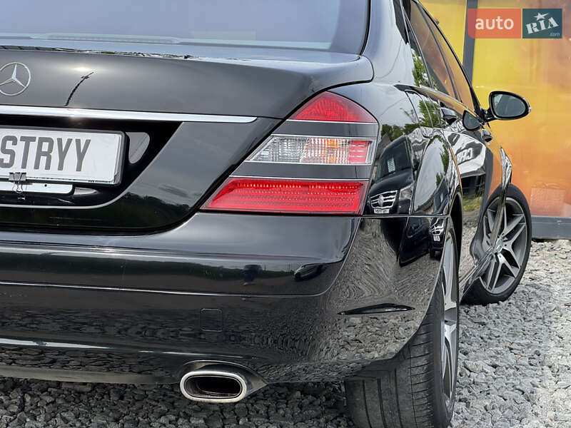 Седан Mercedes-Benz S-Class 2007 в Стрию