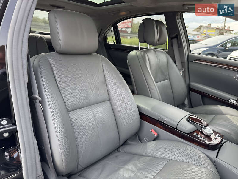 Седан Mercedes-Benz S-Class 2007 в Стрию