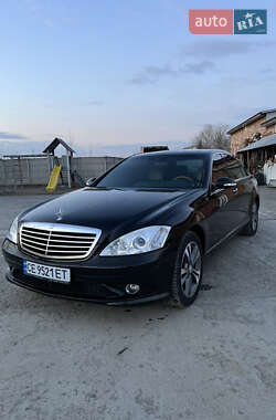 Седан Mercedes-Benz S-Class 2008 в Новоселиці