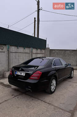 Седан Mercedes-Benz S-Class 2012 в  фото 10 Седан Mercedes-Benz S-Class 2012 в