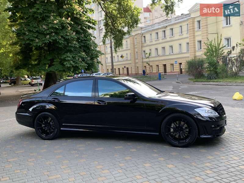Mercedes-Benz S-Class 2008