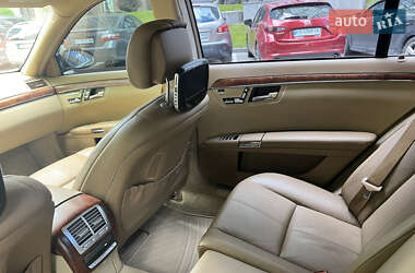 Седан Mercedes-Benz S-Class 2008 в 