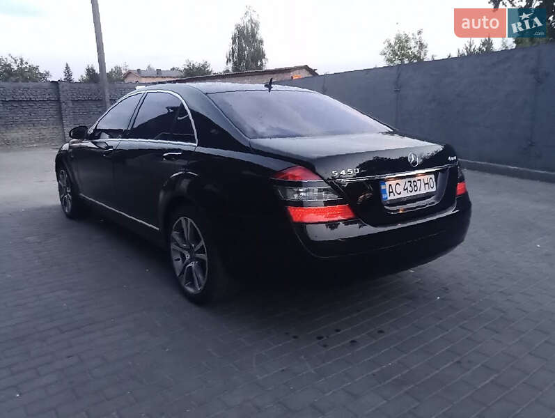 Седан Mercedes-Benz S-Class 2006 в Луцьку