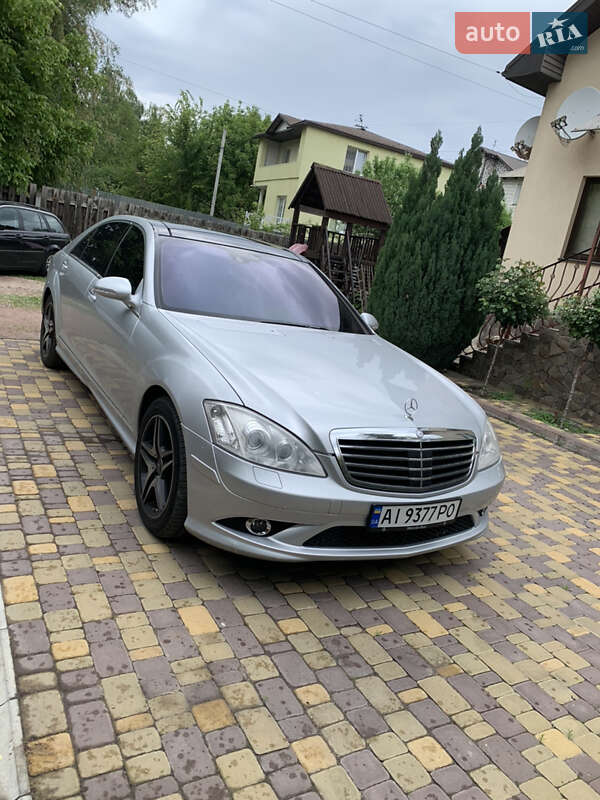 Седан Mercedes-Benz S-Class 2008 в 
