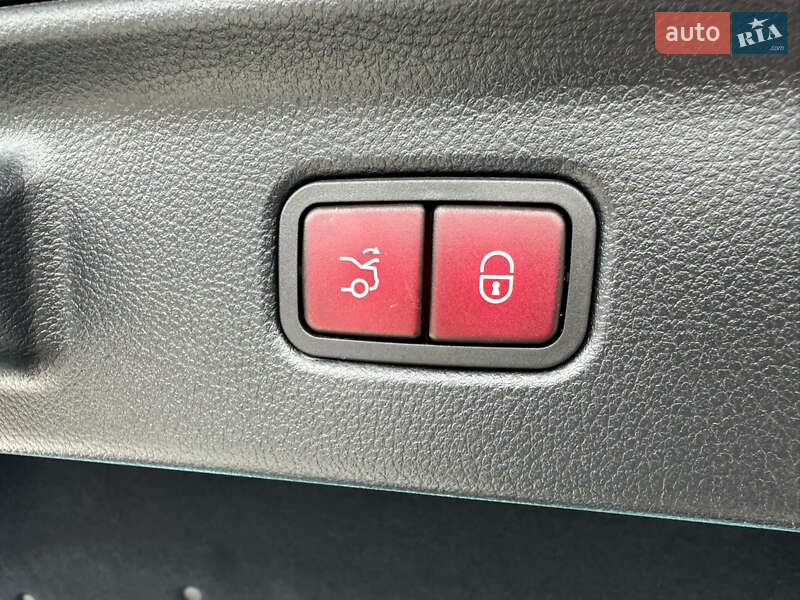 Седан Mercedes-Benz S-Class 2023 в Києві