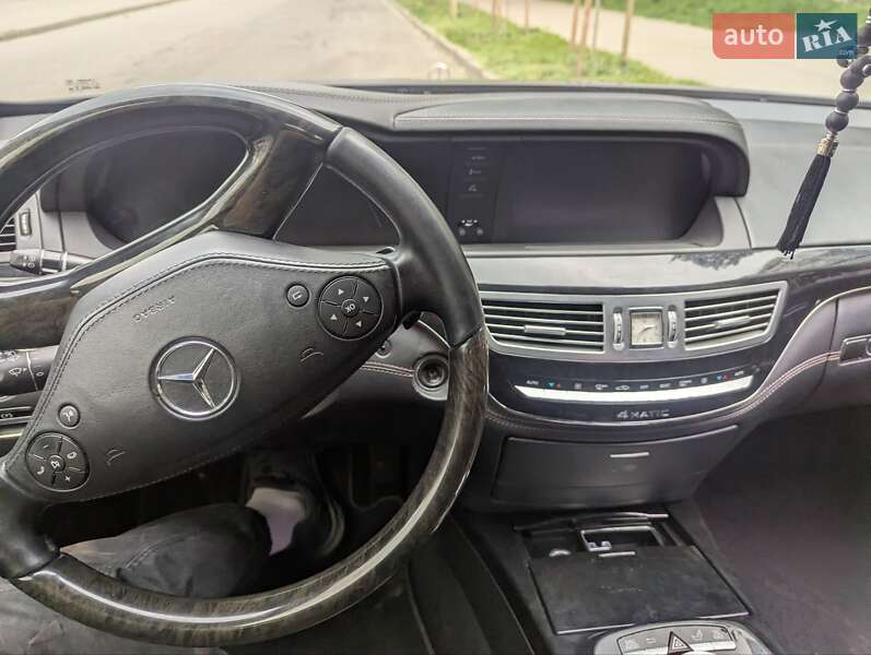 Седан Mercedes-Benz S-Class 2012 в Киеве