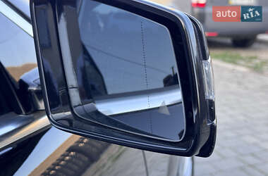 Седан Mercedes-Benz S-Class 2013 в 