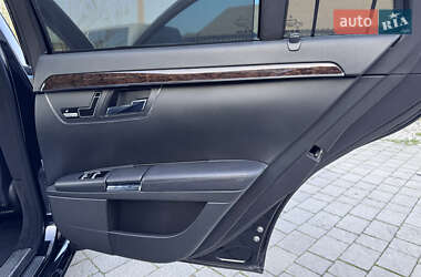 Седан Mercedes-Benz S-Class 2013 в 