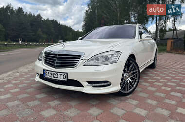 Седан Mercedes-Benz S-Class 2012 в 