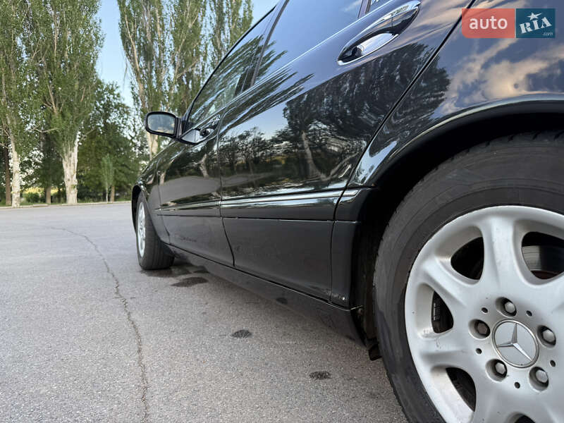 Седан Mercedes-Benz S-Class 2000 в Дніпрі