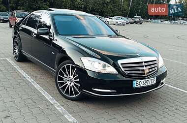 Седан Mercedes-Benz S-Class 2011 в 