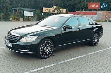 Седан Mercedes-Benz S-Class 2011 в 