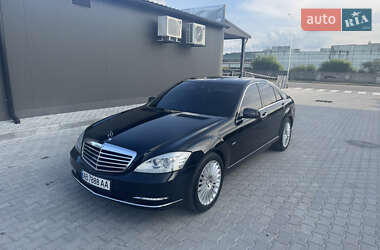 Седан Mercedes-Benz S-Class 2010 в Могилів-Подільському