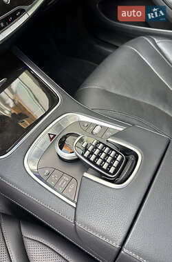 Седан Mercedes-Benz S-Class 2014 в 