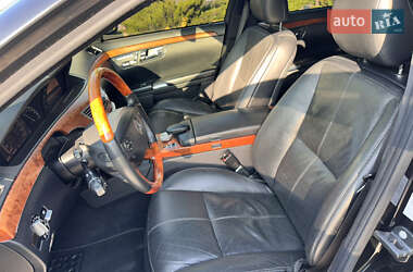 Седан Mercedes-Benz S-Class 2005 в 