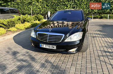 Седан Mercedes-Benz S-Class 2005 в 