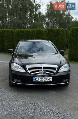 Седан Mercedes-Benz S-Class 2012 в 