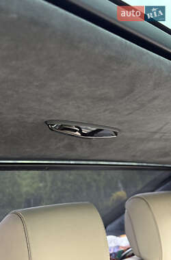 Седан Mercedes-Benz S-Class 2012 в 