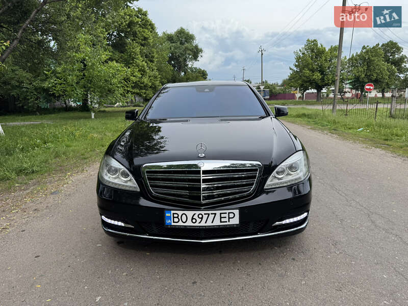 Седан Mercedes-Benz S-Class 2011 в Чернигове