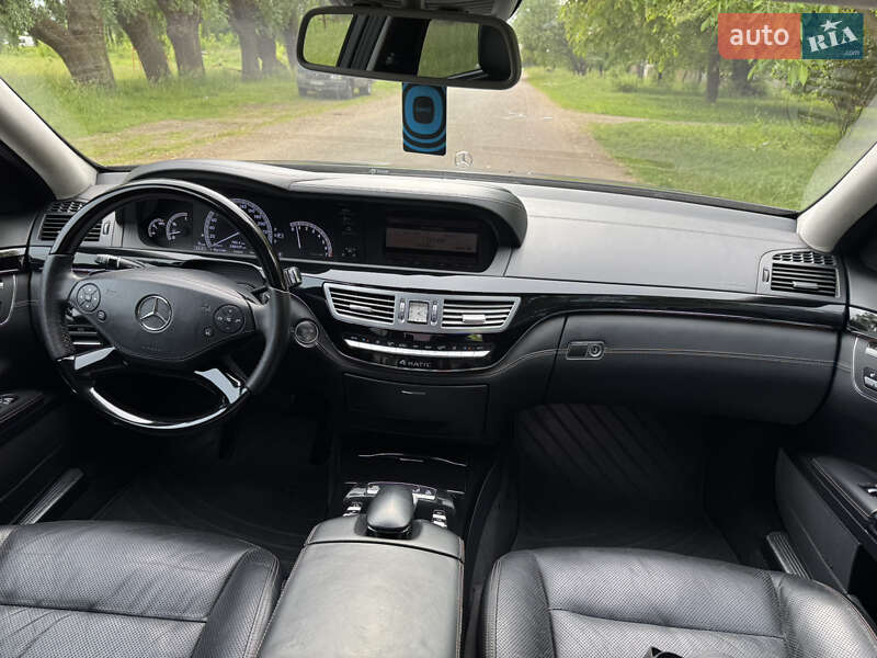 Седан Mercedes-Benz S-Class 2011 в Чернигове