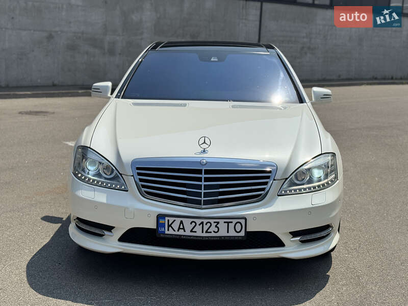 Седан Mercedes-Benz S-Class 2012 в Киеве