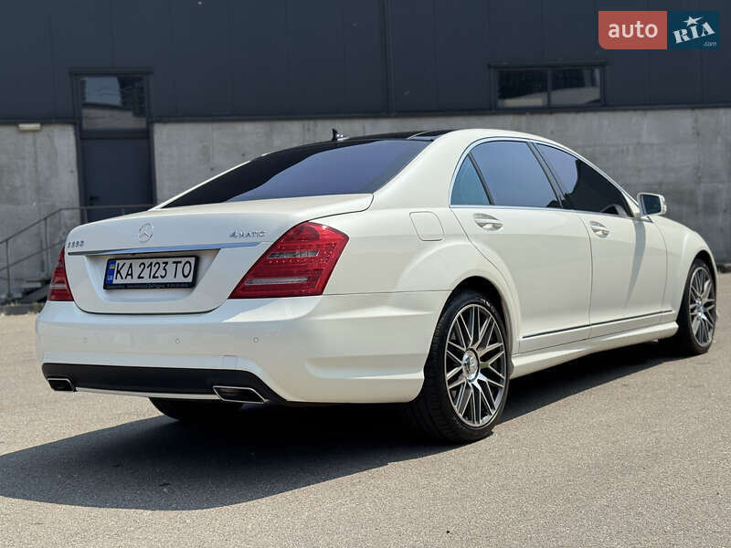 Седан Mercedes-Benz S-Class 2012 в Киеве